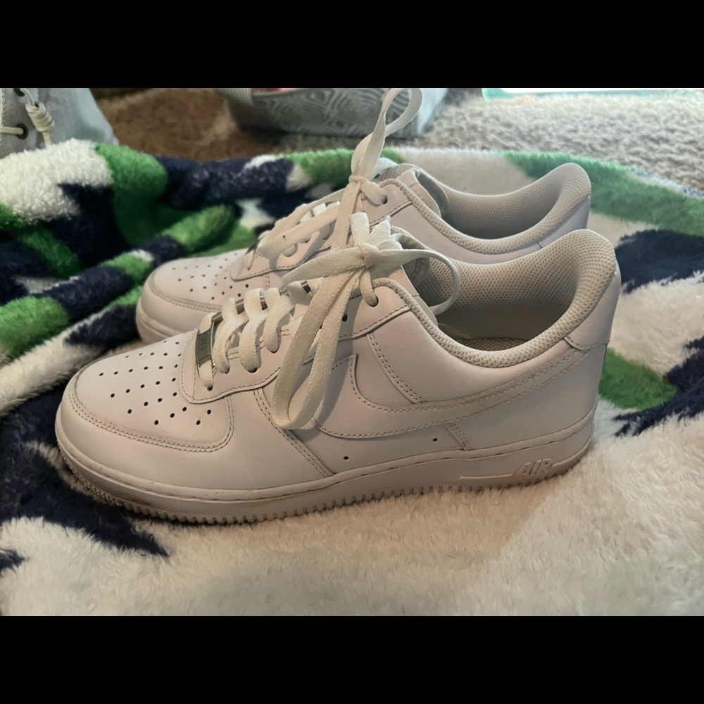Nike Women's Air Force 1 '07 Shoes